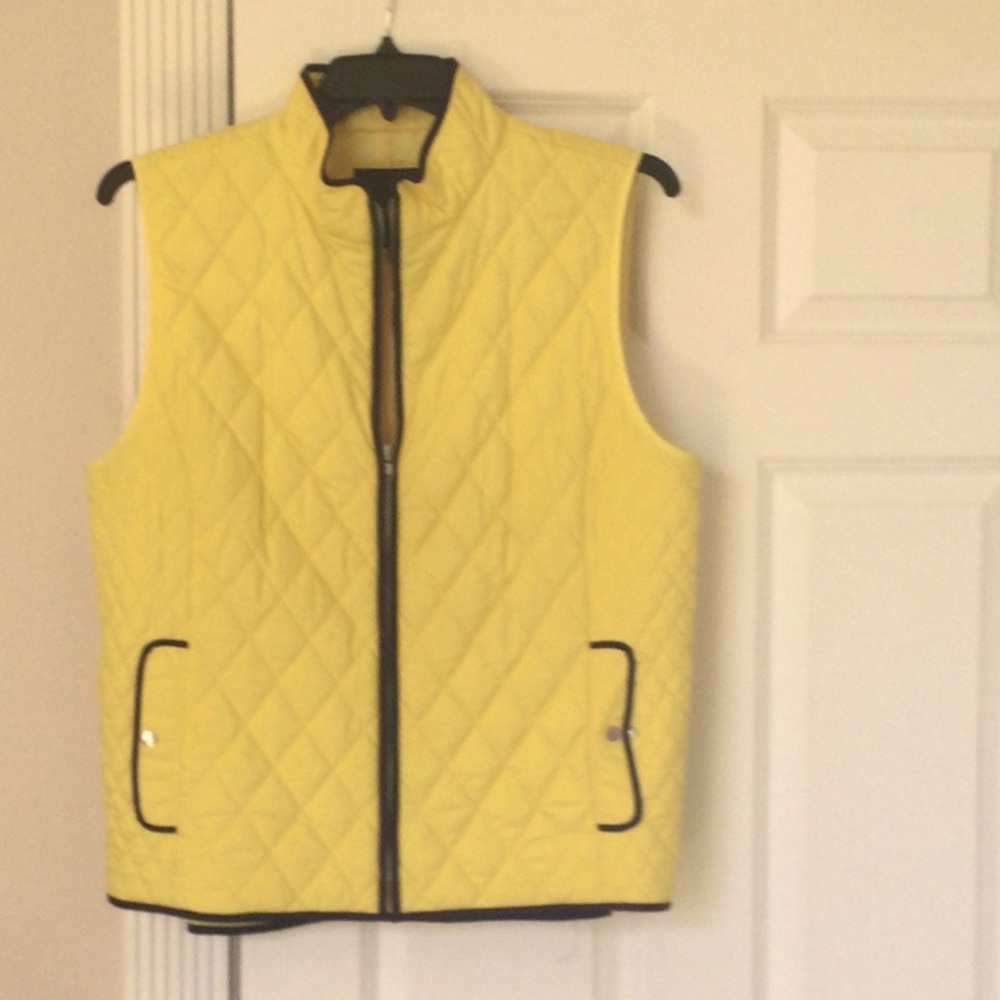 Talbots cute  vest, yellow and black trim XL